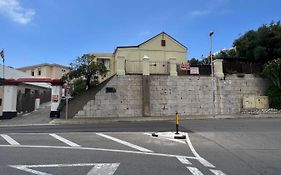 Emile Youth Hostel